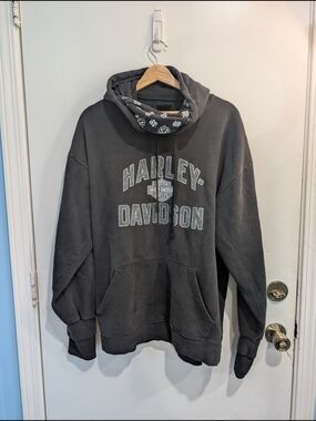 Harley-Davidson Charcoal Grey Logo Hoodie Bandana Mask Rocklin CA Mens Sz Medium